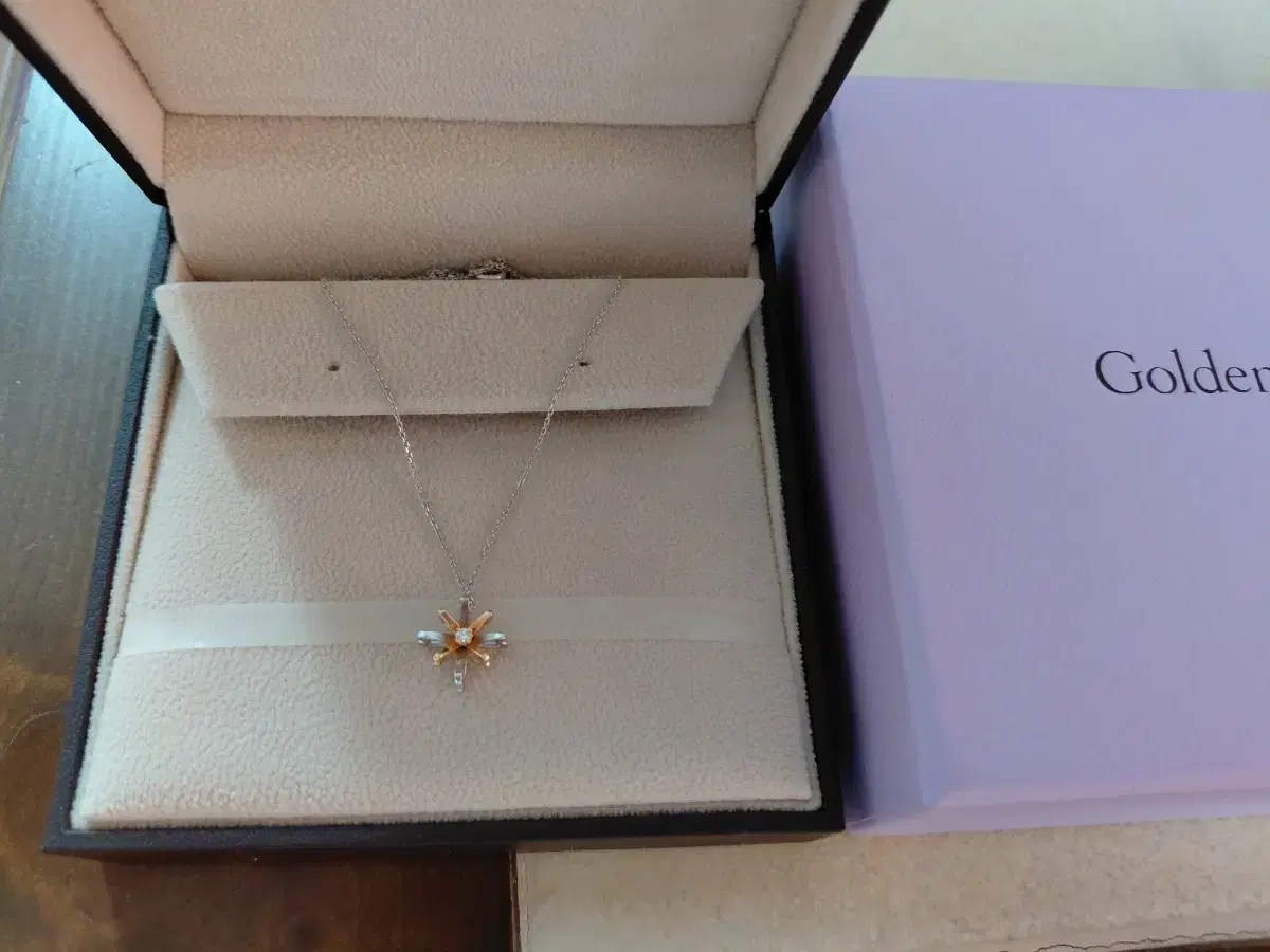 Golden Dew Sweet Love Necklace 18K Necklace