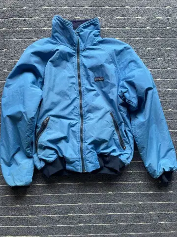 80s USA patagonia 쉘드 신틸라 삼각형 택 스카이블루 M