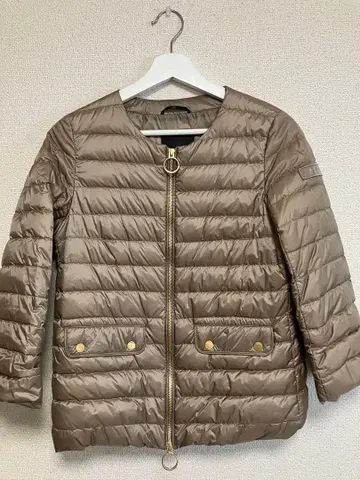 새상품급 TATRAS 라이트 다운 자켓