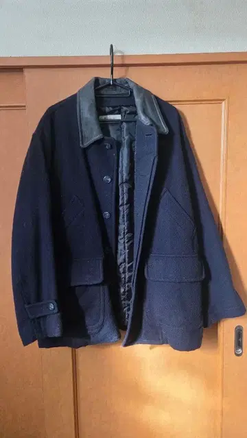 울 가죽 네이비 피 코트