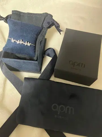 apmmonaco 나비 버터플라이 팔찌 에이피엠모나코