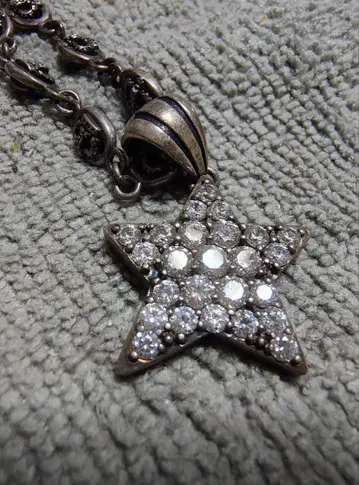 저스틴 데이비스 별 모양 크리스탈 펜던트 목걸이 왕관 체인