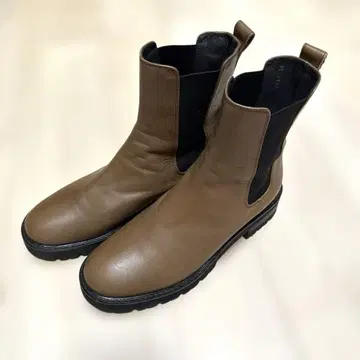 천연 가죽 마가렛호웰 사이드 고어 부츠 탱크 밑창 일본제