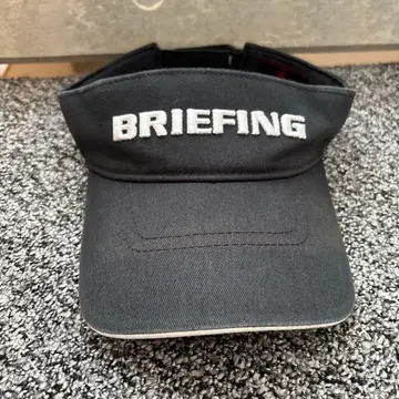 BRIEFING 블랙 바이저