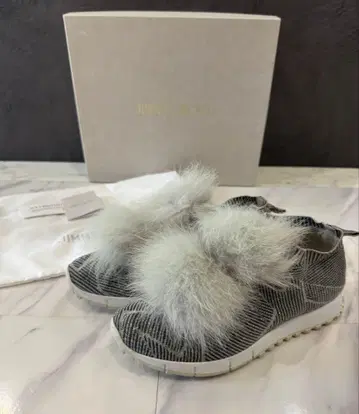 지미추 니트 라메 퍼 삭스 스니커즈 실버