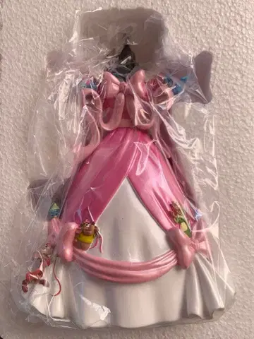 신데렐라 70주년 기념 피규어 핑크 드레스