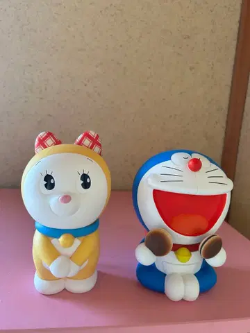 도라에몽과 도라미 피규어 세트