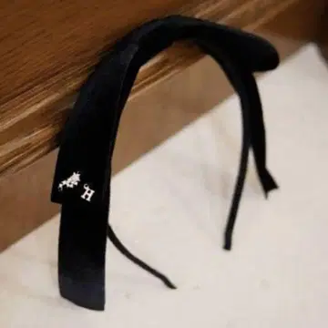 Herlipto 벨루어 리본 헤어밴드