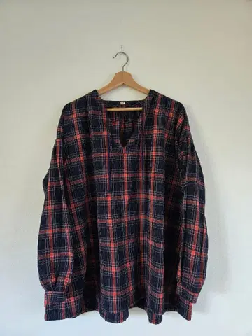 OUTIL 우티 체크 블라우스