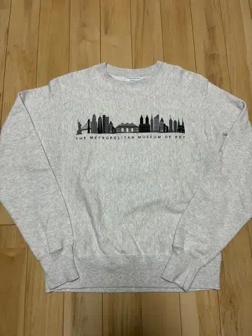 챔피온 메트로폴리탄 미술관 리버스 위브 맨투맨 파란색 택