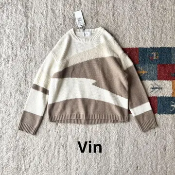 새상품 vin 뱅 절개 디자인 배색 니트 야마다야 이소재 아이보리