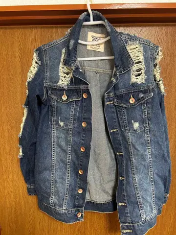 ZARA 데미지 가공 데님 자켓