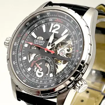 초레어 ORIENT 오토매틱 마르쿠스 그론홀름 컬렉션 뒷면 투명