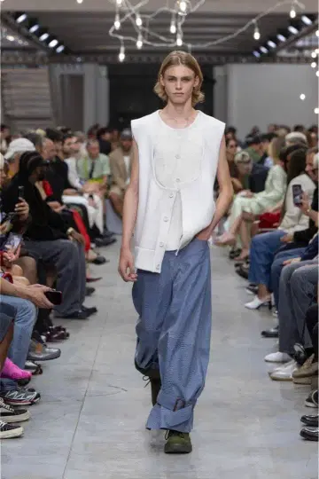 25ss jw anderson 버클 커프 데님 진