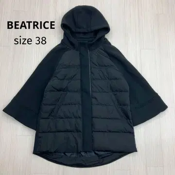 BEATRICE 베아트리스 이소재 절개 다운 자켓 판초풍 38