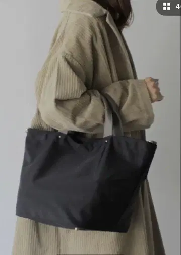 VitaFelice 비타펠리체 심플한 블랙 토트백