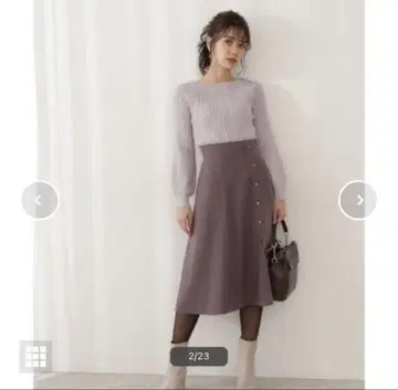 프론트 버튼 디자인 플레어 스커트
