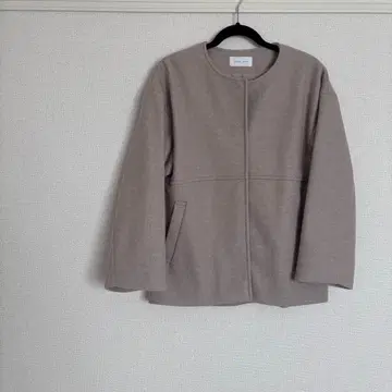 베이지 울 코트