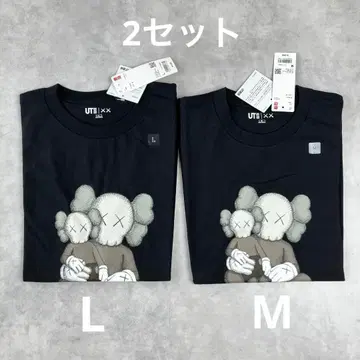새상품 유니클로 KAWS 그래픽 T셔츠 ML 페어 2장 세트 593