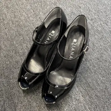 DIANA 블랙 오픈토 하이힐 에나멜 벨트 23.5cm