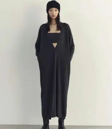 Rosary moon 레이어드 V넥 드레스