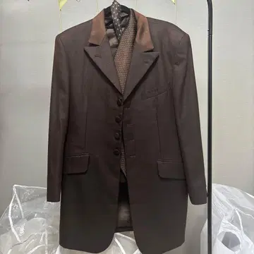 턱시도 브라운 쓰리피스