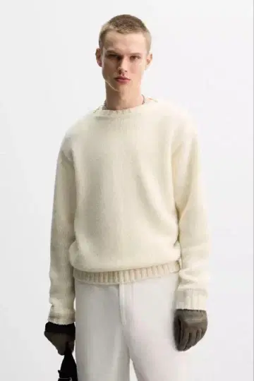 택 포함 새상품 ZARA 텍스처 스웨터 LIMITED EDITION L