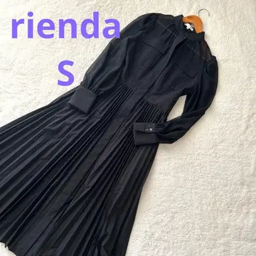 새상품급 rienda 블랙 플리츠 롱 원피스 S 사이즈