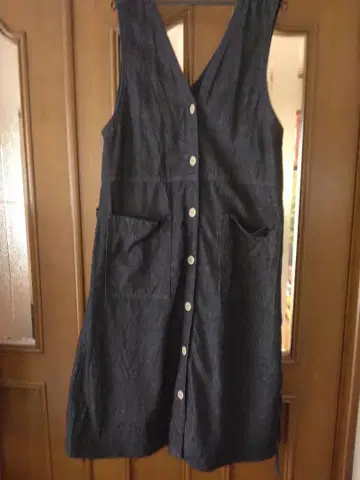 tumugu 다크 블루 슬리브리스 원피스