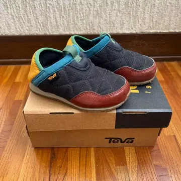 Teva 퀼팅 슬립온 슈즈