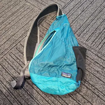 [ 새상품급 ] Patagonia 라이트웨이트 슬링백/원숄더백