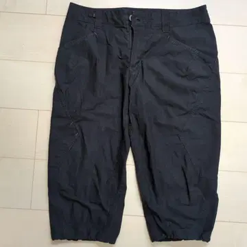 [ patagonia ] 블랙 하프 팬츠 32