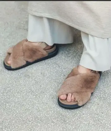퍼 샌들 M
