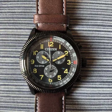 CITIZEN Eco-Drive 크로노그래프 시계