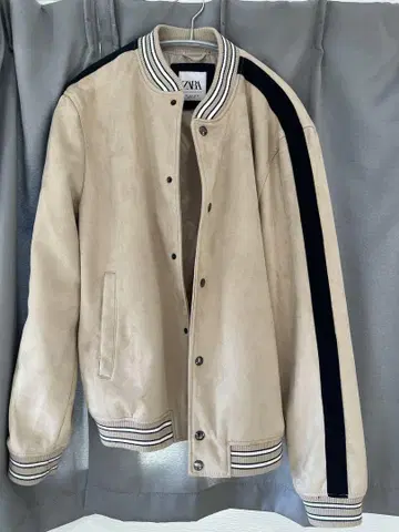 ZARA 베이지 스웨이드풍 자켓 L 사이즈