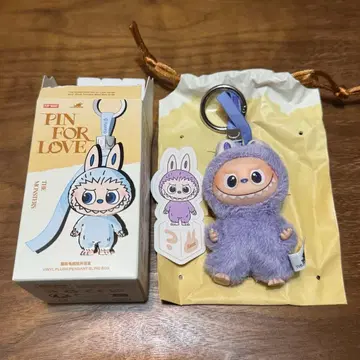 THE MONSTERS PIN FOR LOVE 봉제 인형 펜던트 ?