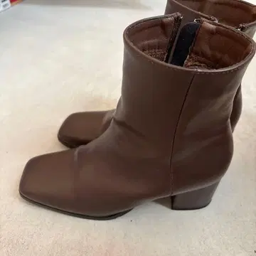 브라운 스퀘어토 숏부츠 24cm