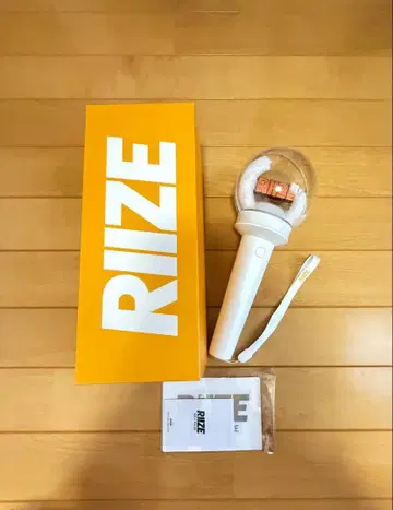 RIIZE 응원봉 화이트