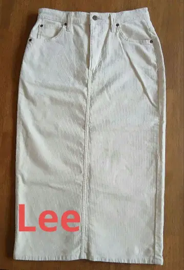 [ 미사용 새상품 ] Lee 코듀로이 스트레치 타이트 스커트