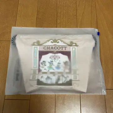 CHACOTT 볼&체인 파우치