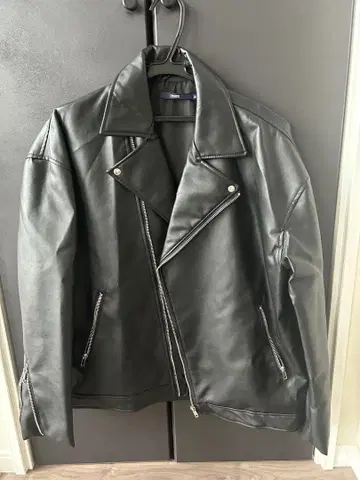 Genuine 블랙 더블 라이더 자켓 M 사이즈