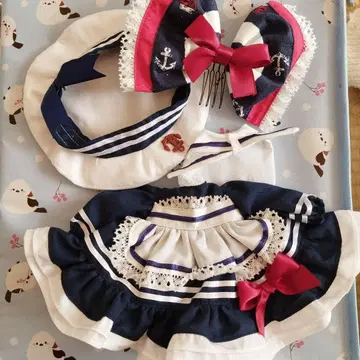 브라이스 아이시돌 아웃핏 작가님
