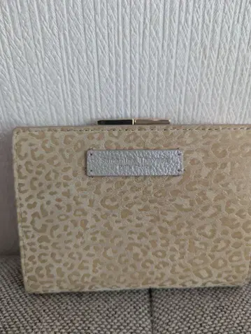 컨디션 최상 사만다 타바사 쁘띠 초이스 가마구치 지갑