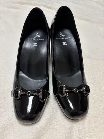 SUCCESS WALK 블랙 펌프스 22.5