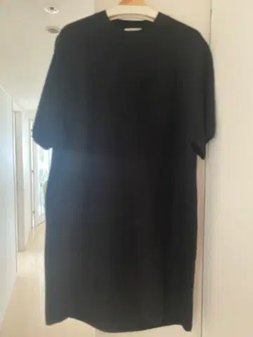 COS 블랙 반팔 울 원피스 EUR XS