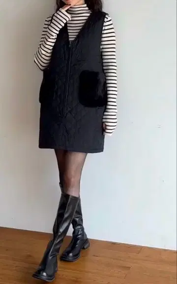 퍼 포켓 퀼팅 베스트 원피스