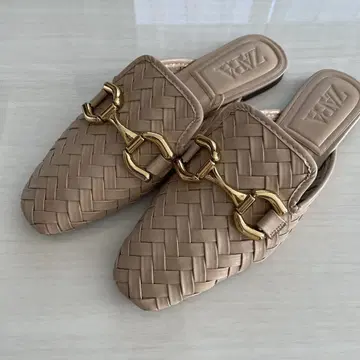 ZARA 뜨개질 디자인 샌들 베이지