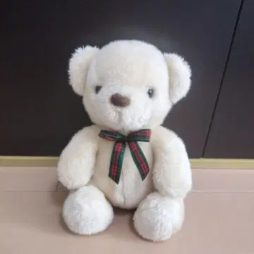 크림색 봉제 인형 신장 19cm 정도