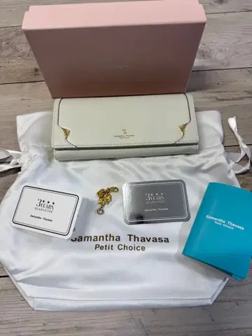Samantha Thavasa 화이트 장지갑