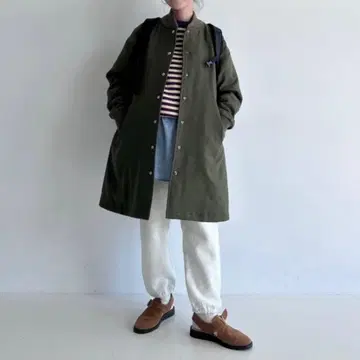 BEAMS BOY / 폴리에스테르 바시티 코트